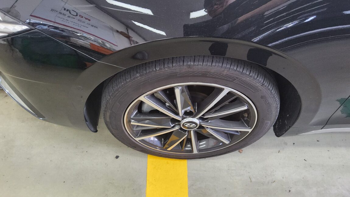 HYUNDAI THE NEW GRANDEUR IG GASOLINE 3.3 EXCLUSIVE 2022 - zdjęcie 23