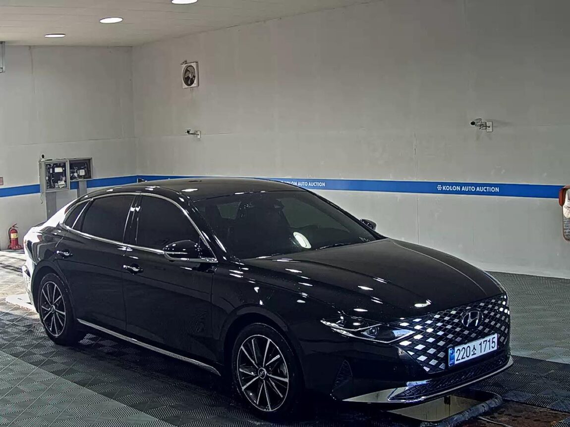 HYUNDAI THE NEW GRANDEUR IG GASOLINE 3.3 EXCLUSIVE 2022 - zdjęcie 3