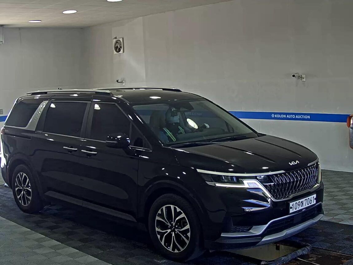 KIA NEW CARNIVAL (KA4) 9-SEATER DIESEL PRESTIGE 2023 - zdjęcie 3
