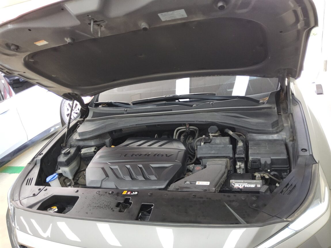 HYUNDAI SANTA FE (TM) R2.2 2WD EXCLUSIVE 2019 - zdjęcie 20