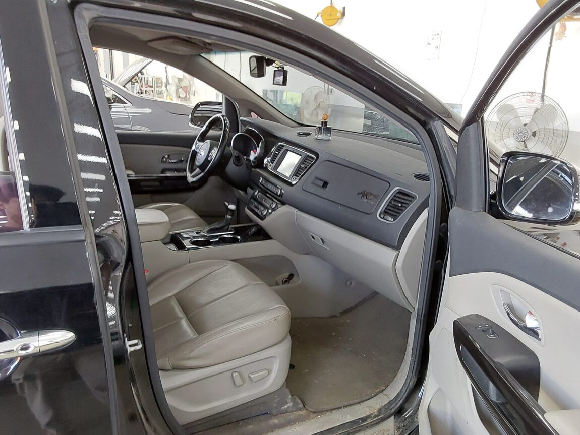 KIA THE NEW CARNIVAL 9-SEATER DIESEL NOBLESSE SPECIAL 2019 - zdjęcie 14