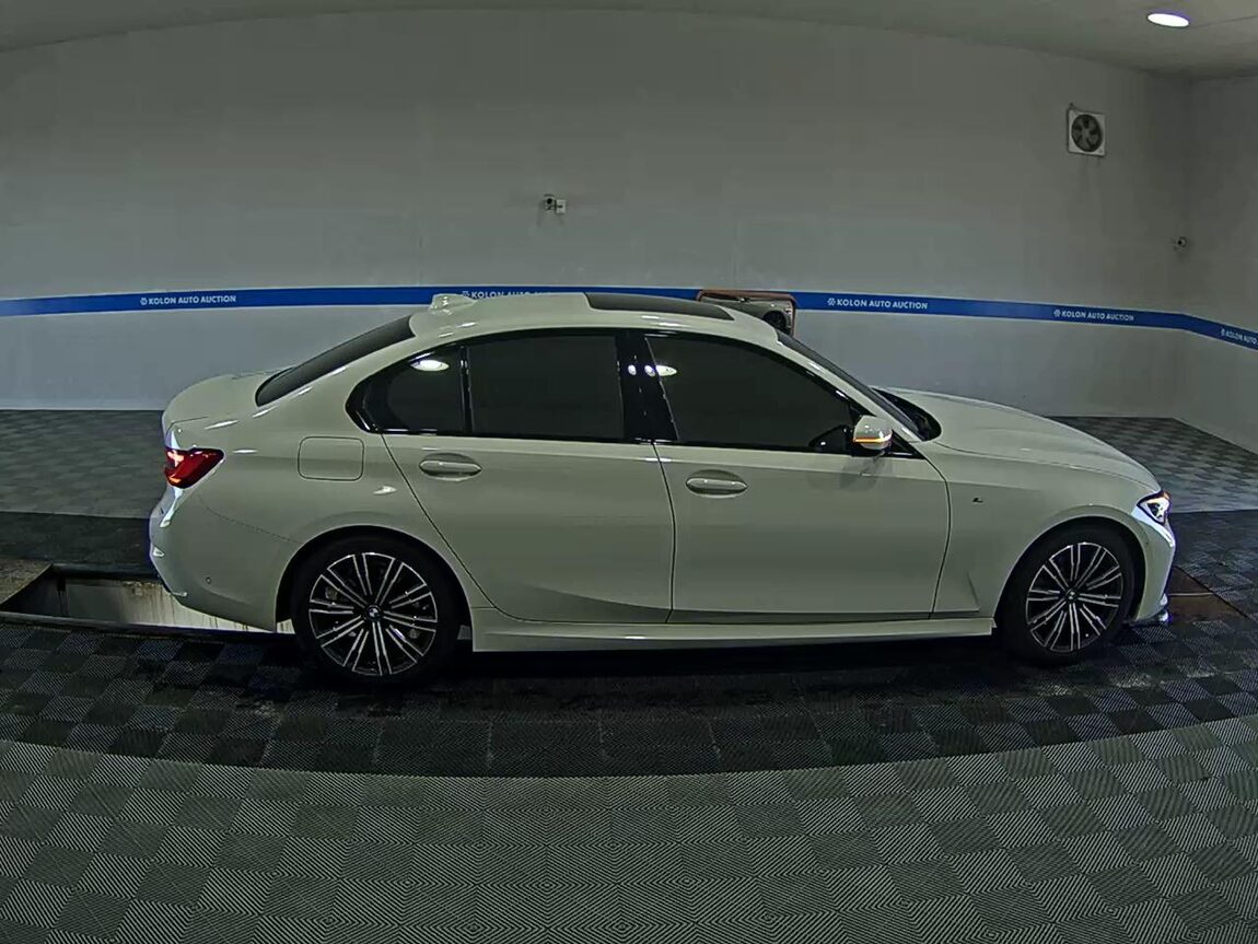 BMW 3 SERIES (7TH GEN) 320d M SPORT PACK 2021 - zdjęcie 4