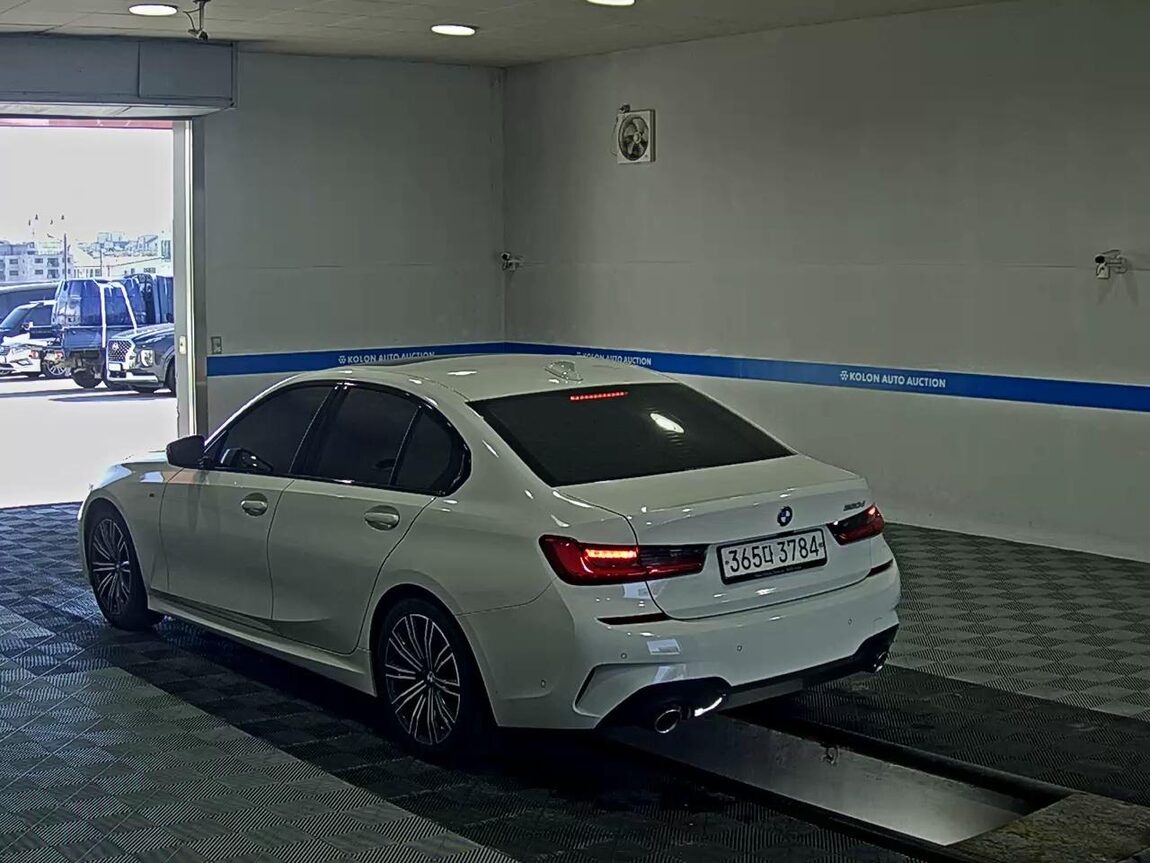 BMW 3 SERIES (7TH GEN) 320d M SPORT PACK 2021 - zdjęcie 6