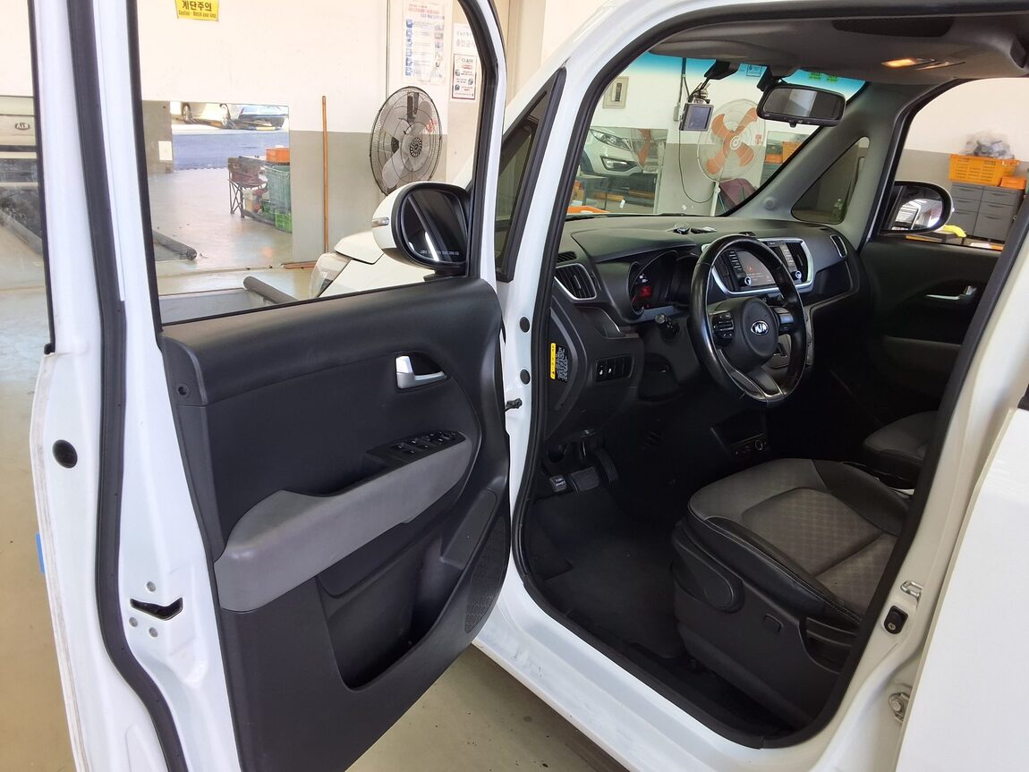 KIA THE NEW RAY 1.0 GASOLINE LUXURY 2019 - zdjęcie 10
