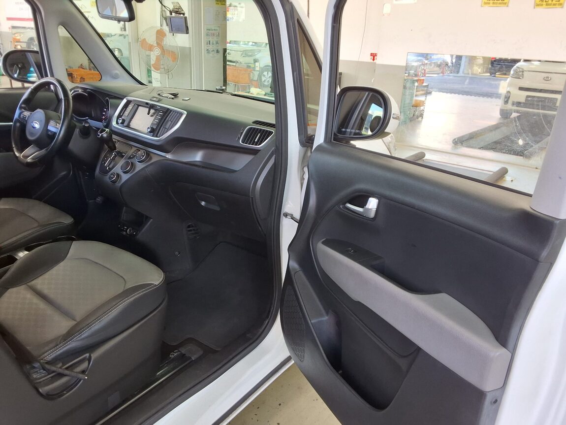 KIA THE NEW RAY 1.0 GASOLINE LUXURY 2019 - zdjęcie 14