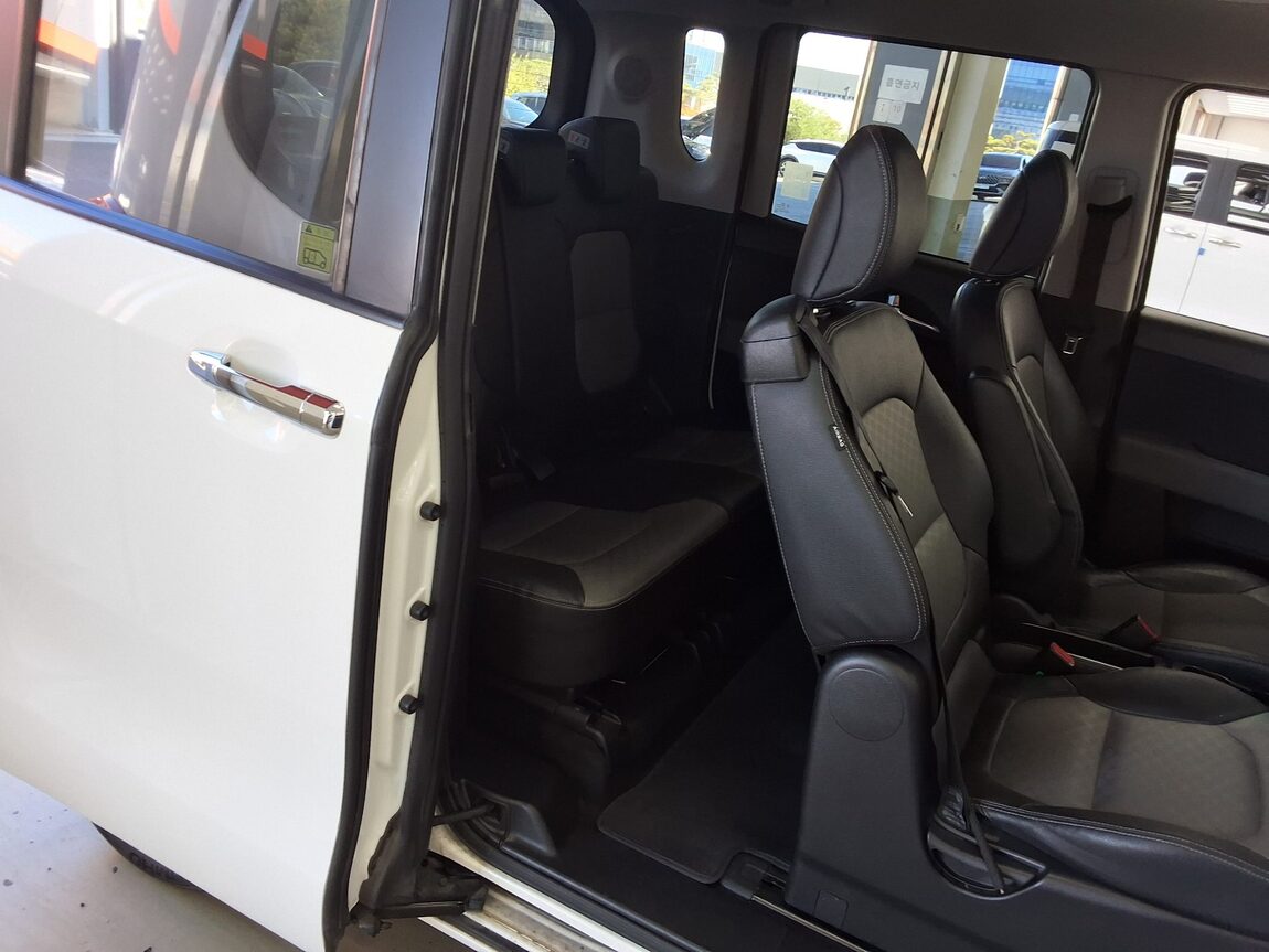 KIA THE NEW RAY 1.0 GASOLINE LUXURY 2019 - zdjęcie 13