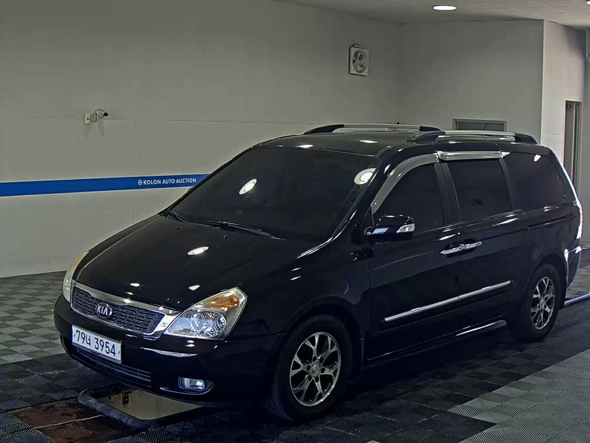 KIA CARNIVAL R 11-SEATER DIESEL GLX PREMIUM MODEL 2014 - zdjęcie 2