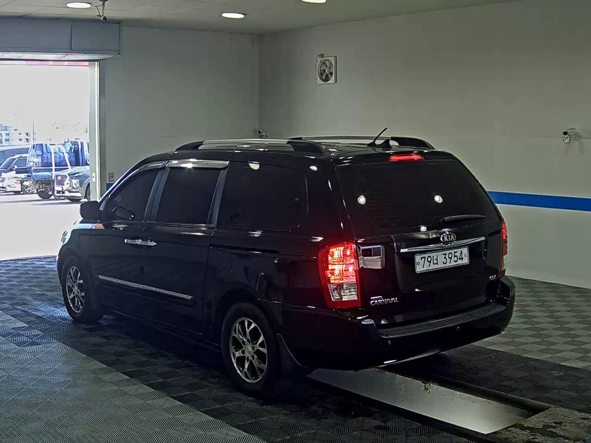 KIA CARNIVAL R 11-SEATER DIESEL GLX PREMIUM MODEL 2014 - zdjęcie 6