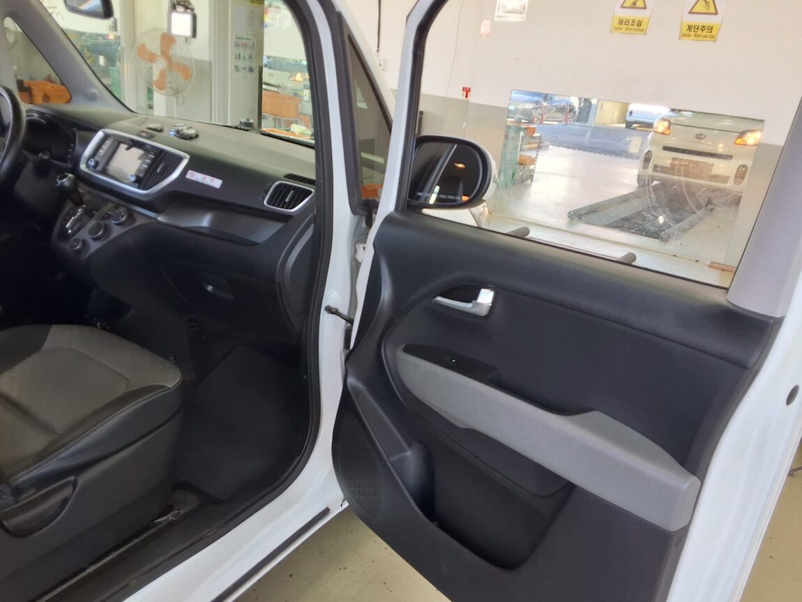 KIA THE NEW RAY 1.0 GASOLINE LUXURY 2019 - zdjęcie 14