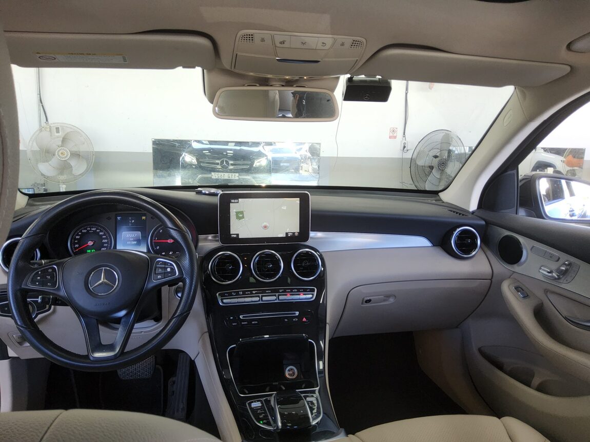 MERCEDES-BENZ GLC-CLASS GLC 220d 4MATIC 2017 - zdjęcie 11