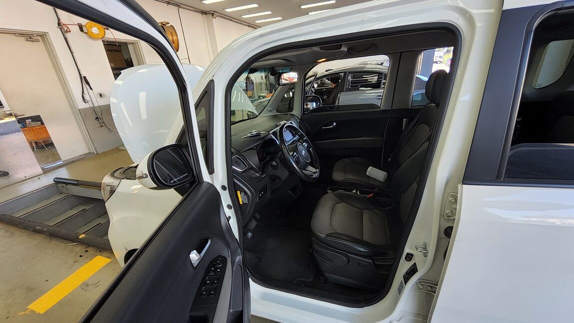 KIA THE NEW RAY 1.0 GASOLINE LUXURY 2019 - zdjęcie 10