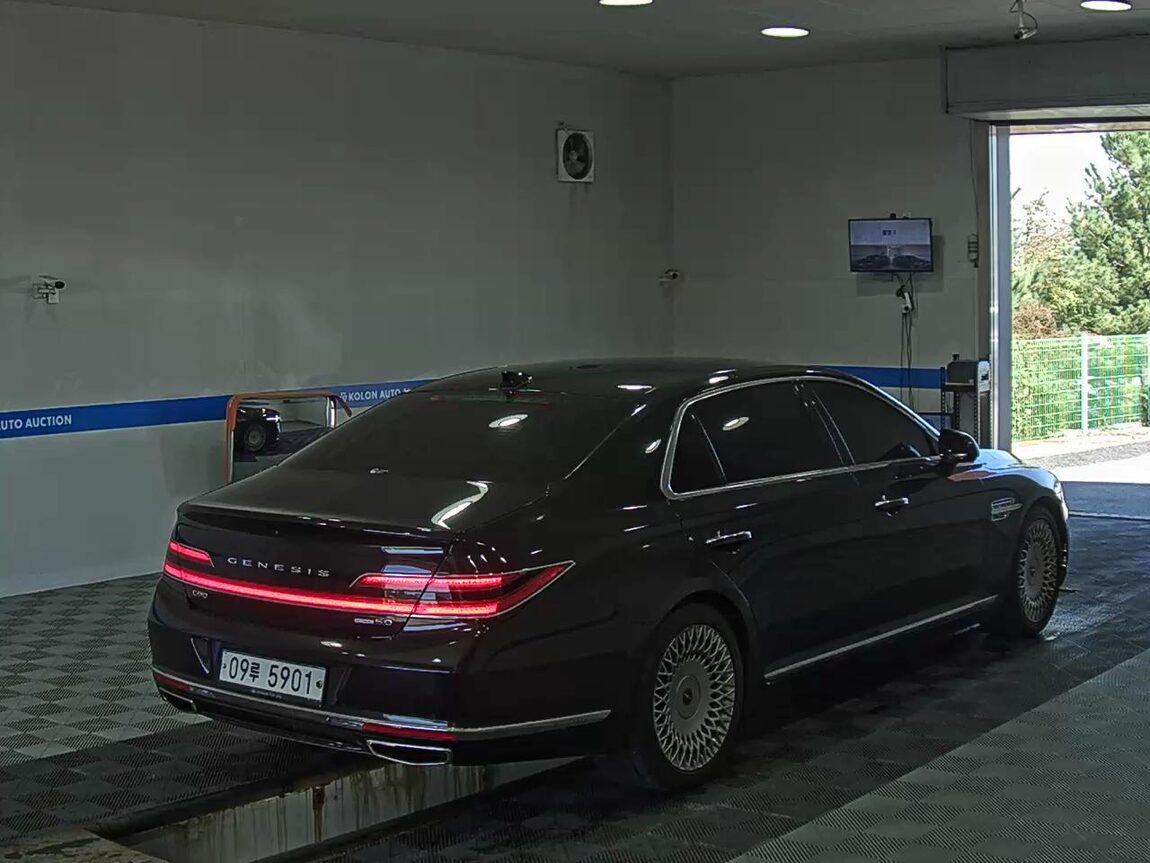 GENESIS G90 5.0 AWD PRESTIGE 2019 - zdjęcie 5