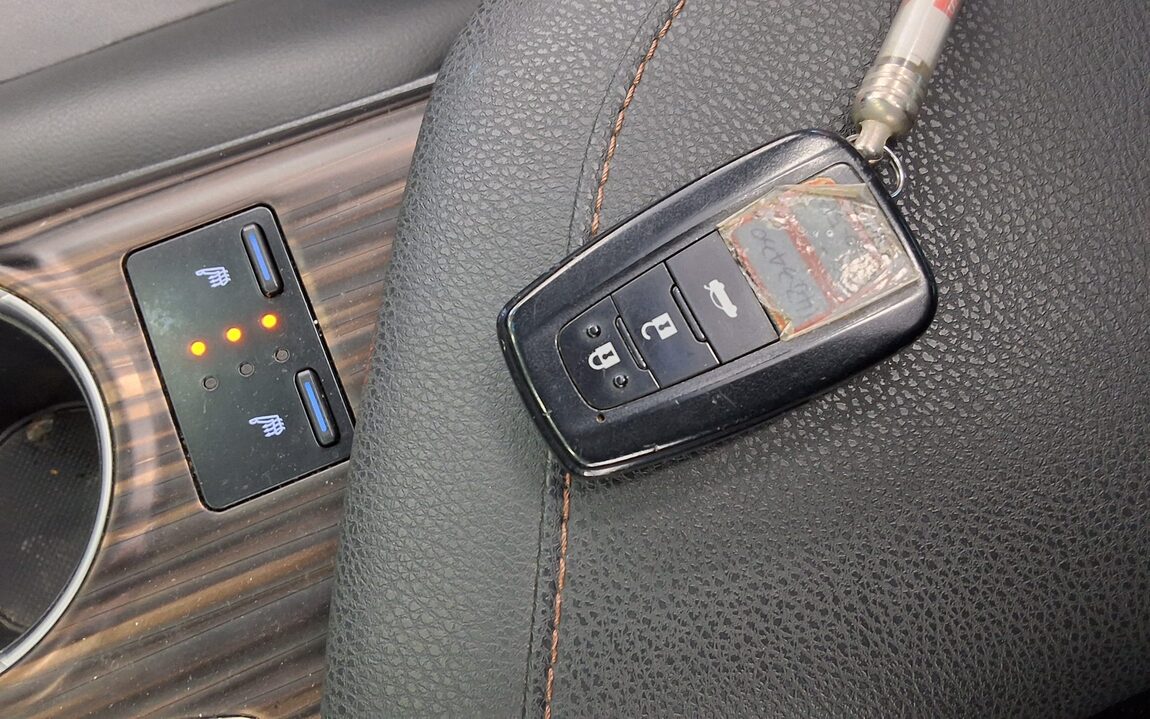 TOYOTA CAMRY (10TH GEN) 2.5 HYBRID 2018 - zdjęcie 20