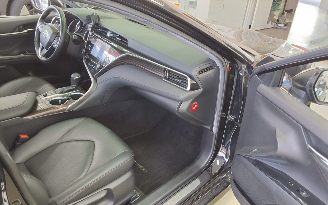 TOYOTA CAMRY (10TH GEN) 2.5 HYBRID 2018 - zdjęcie 14