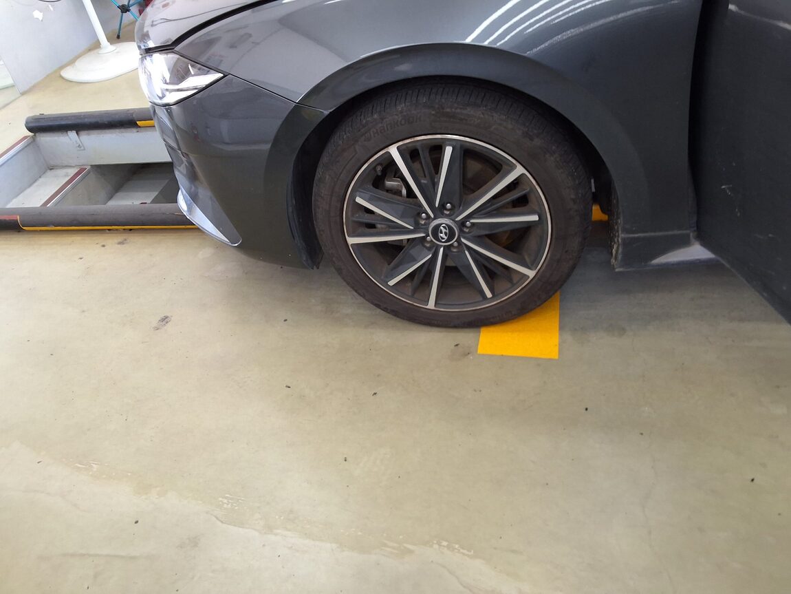 HYUNDAI THE NEW GRANDEUR IG GASOLINE 2.5 LE BLANC 2023 - zdjęcie 22