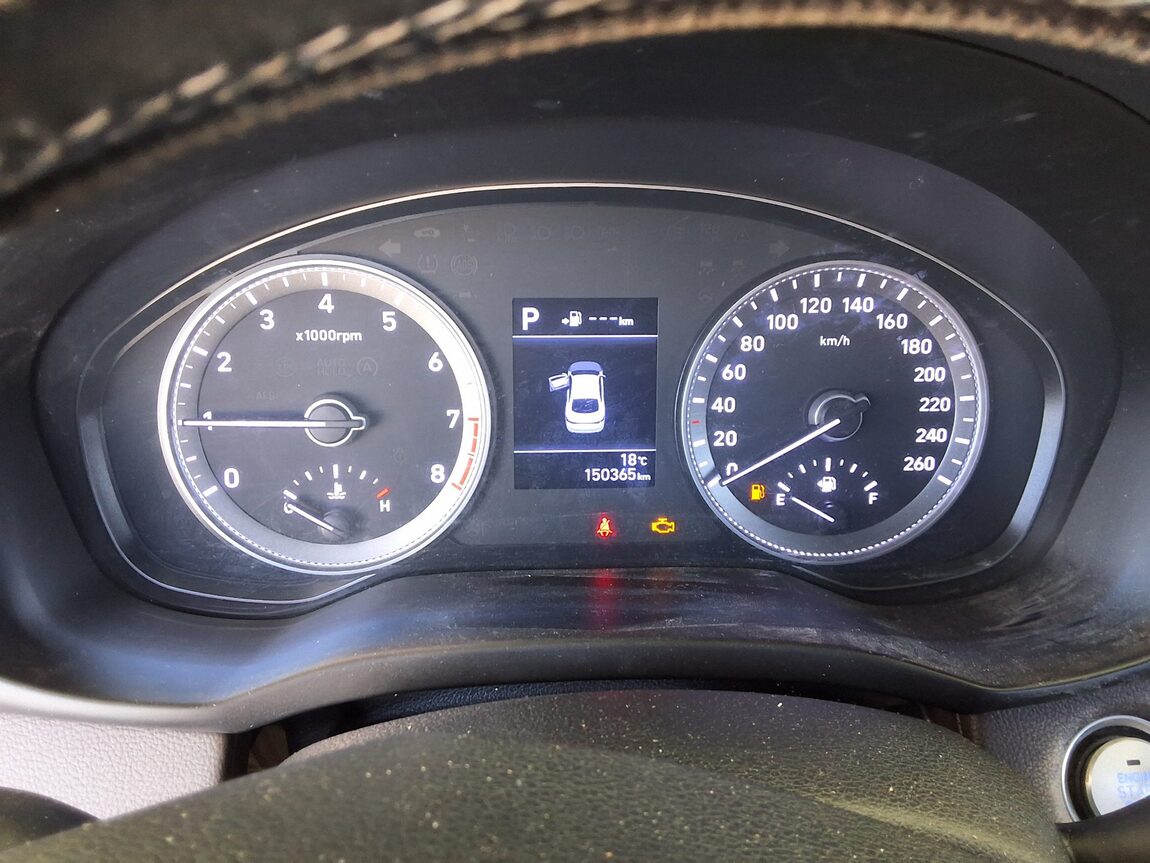 HYUNDAI GRANDEUR IG 2.4 GDi PREMIUM 2019 - zdjęcie 9