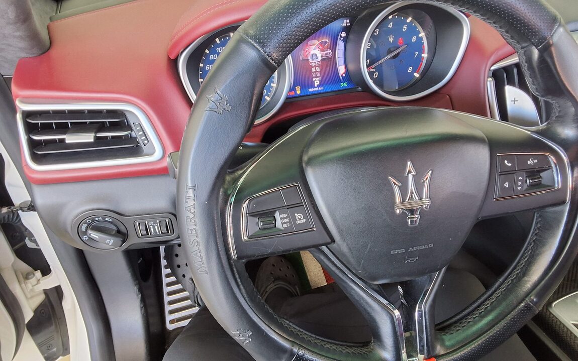 MASERATI GHIBLI (3RD GEN) 3.0S Q4 2014 - zdjęcie 18