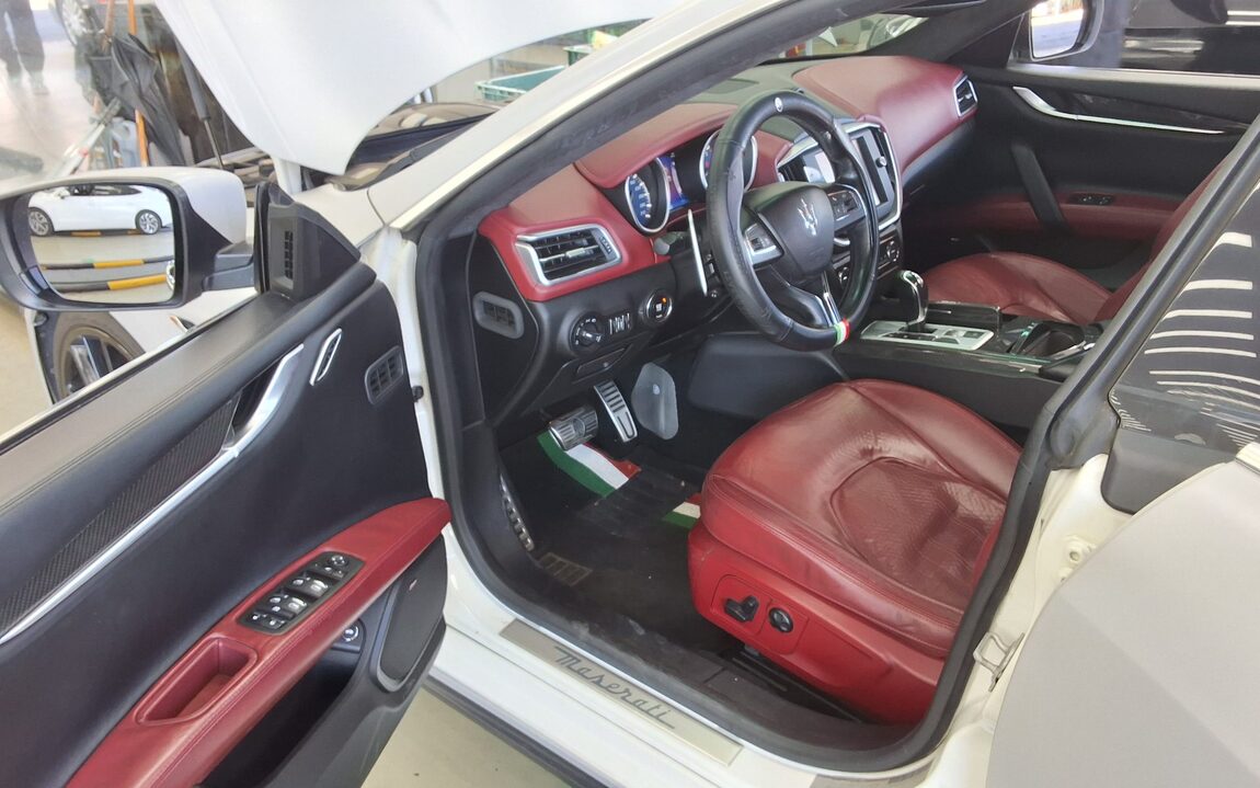 MASERATI GHIBLI (3RD GEN) 3.0S Q4 2014 - zdjęcie 10