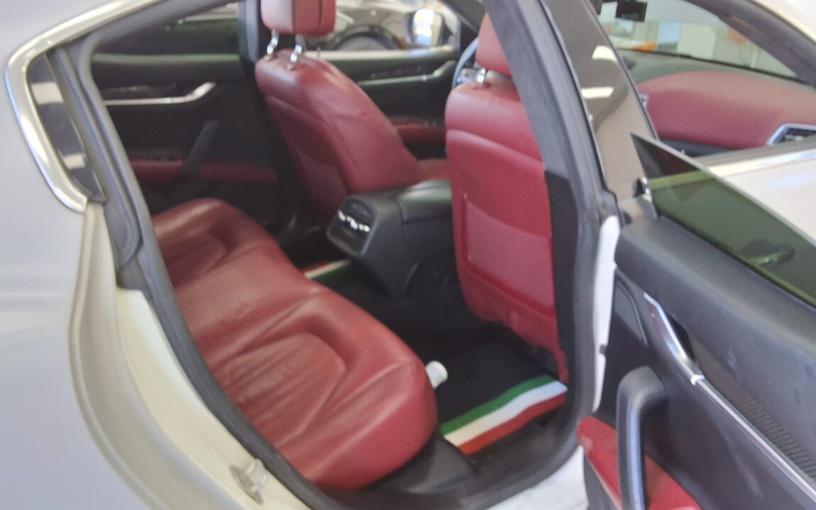 MASERATI GHIBLI (3RD GEN) 3.0S Q4 2014 - zdjęcie 13