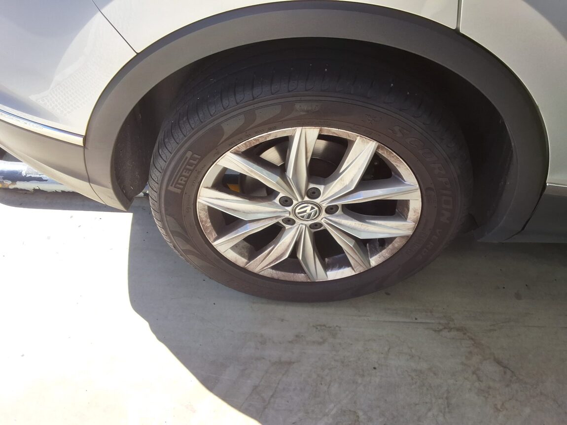 VOLKSWAGEN TIGUAN (2ND GEN) 2.0 TDI PREMIUM 2020 - zdjęcie 22