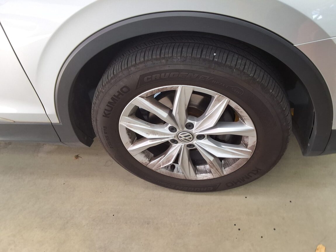 VOLKSWAGEN TIGUAN (2ND GEN) 2.0 TDI PREMIUM 2020 - zdjęcie 21