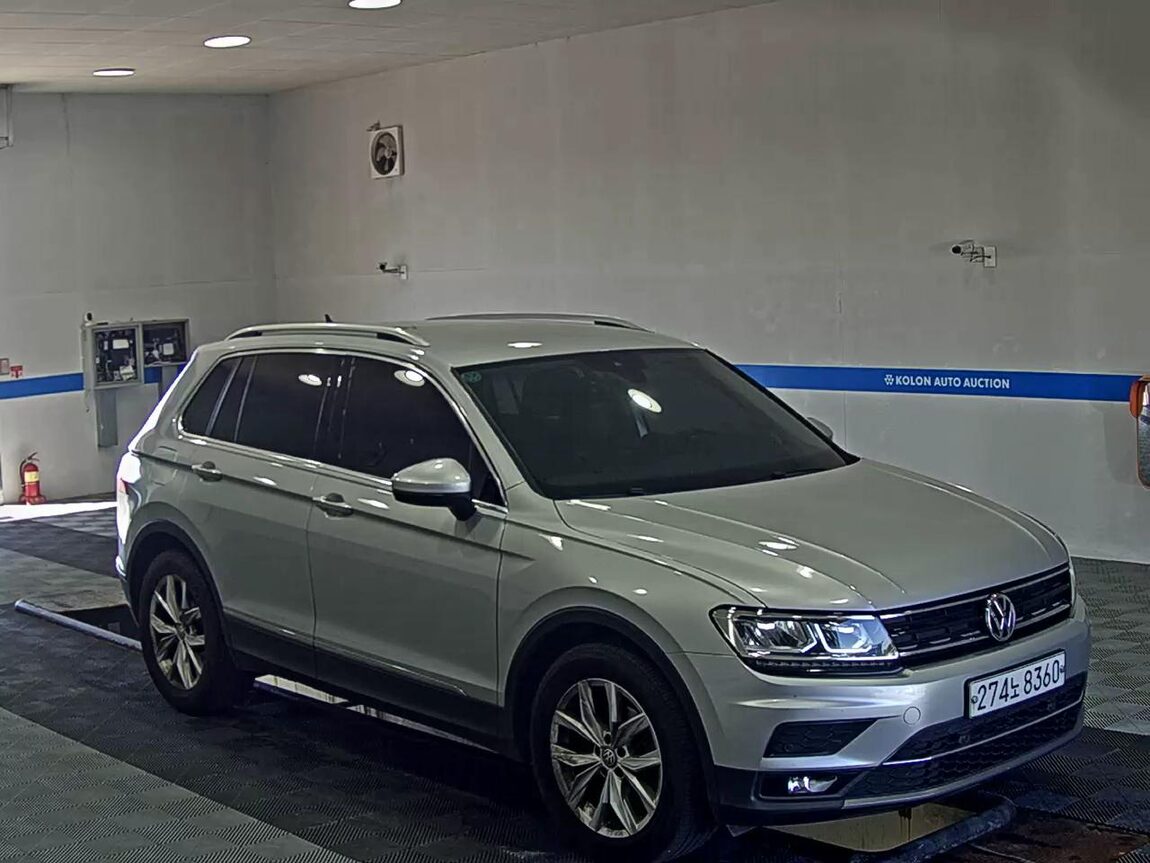 VOLKSWAGEN TIGUAN (2ND GEN) 2.0 TDI PREMIUM 2020 - zdjęcie 3