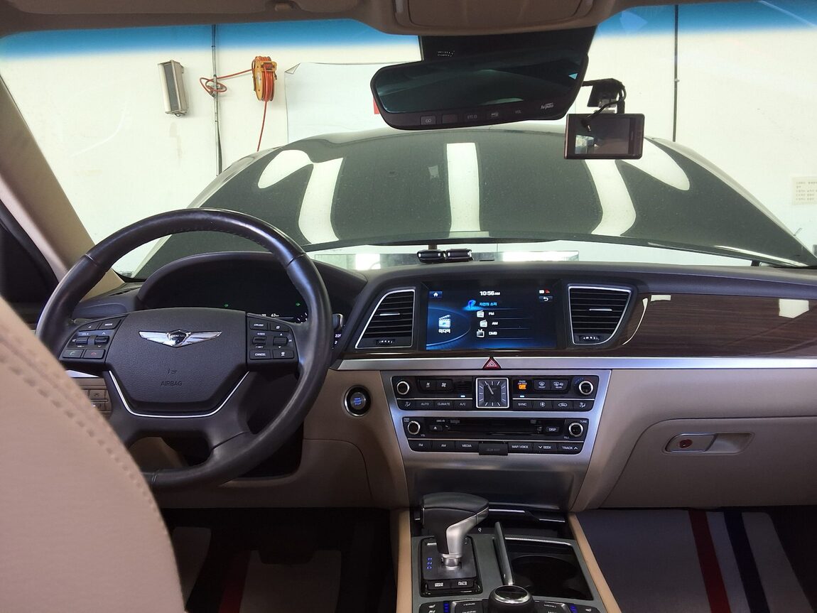 GENESIS G80 3.3 GDi AWD PRESTIGE 2018 - zdjęcie 11