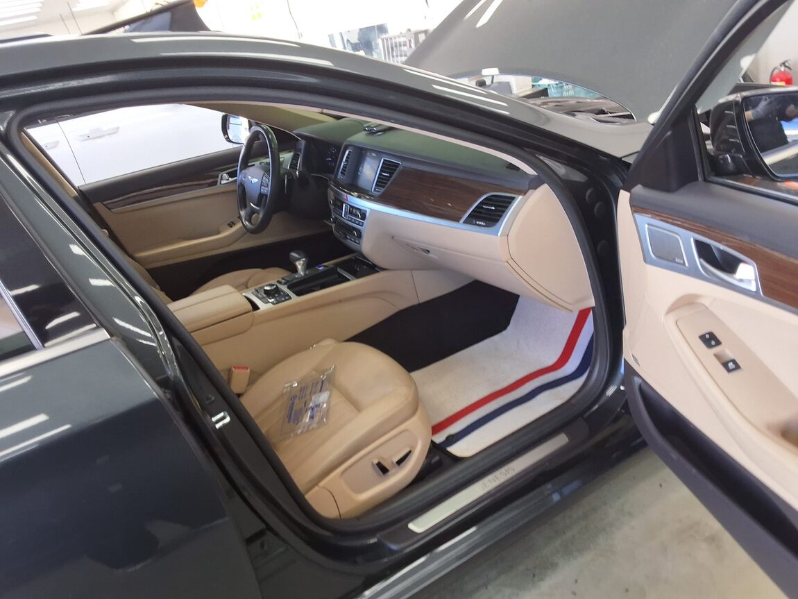 GENESIS G80 3.3 GDi AWD PRESTIGE 2018 - zdjęcie 14