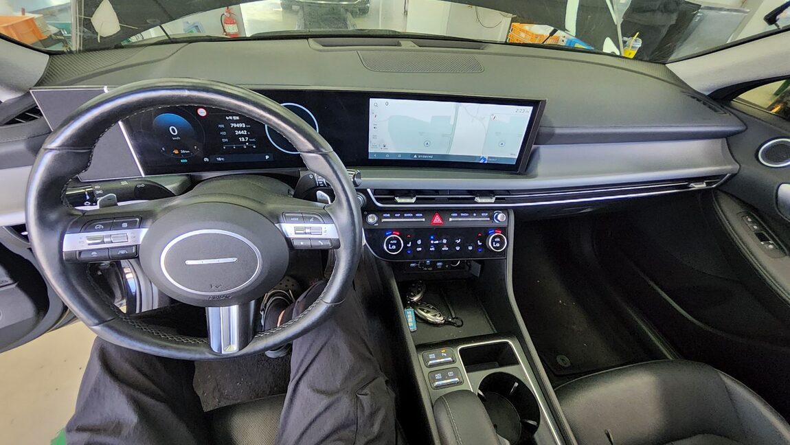 HYUNDAI SONATA THE EDGE GASOLINE 1.6 TURBO EXCLUSIVE 2024 - zdjęcie 11