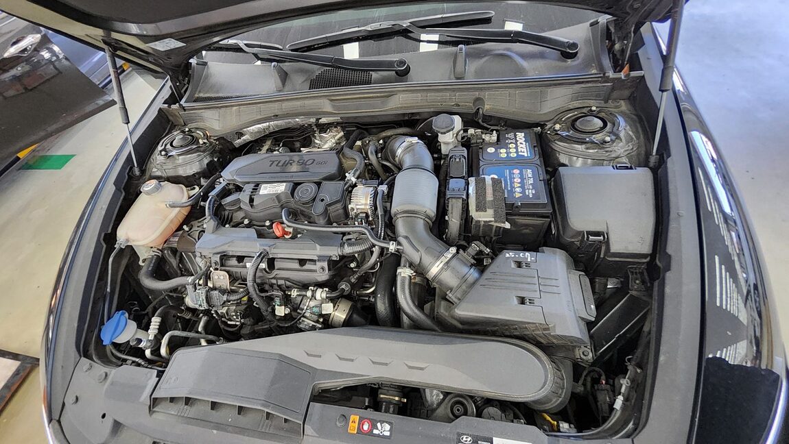 HYUNDAI SONATA THE EDGE GASOLINE 1.6 TURBO EXCLUSIVE 2024 - zdjęcie 21