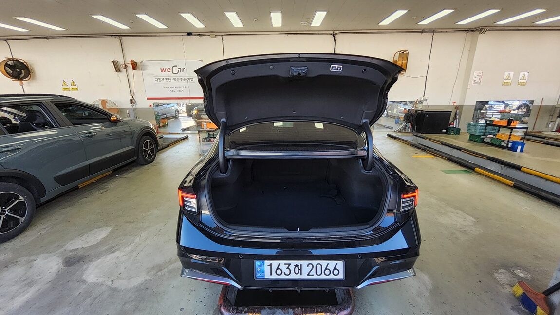 HYUNDAI SONATA THE EDGE GASOLINE 1.6 TURBO EXCLUSIVE 2024 - zdjęcie 15