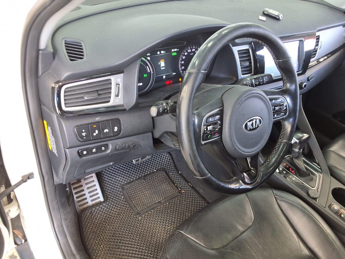KIA NIRO 1.6 PHEV NOBLESSE 2018 - zdjęcie 19