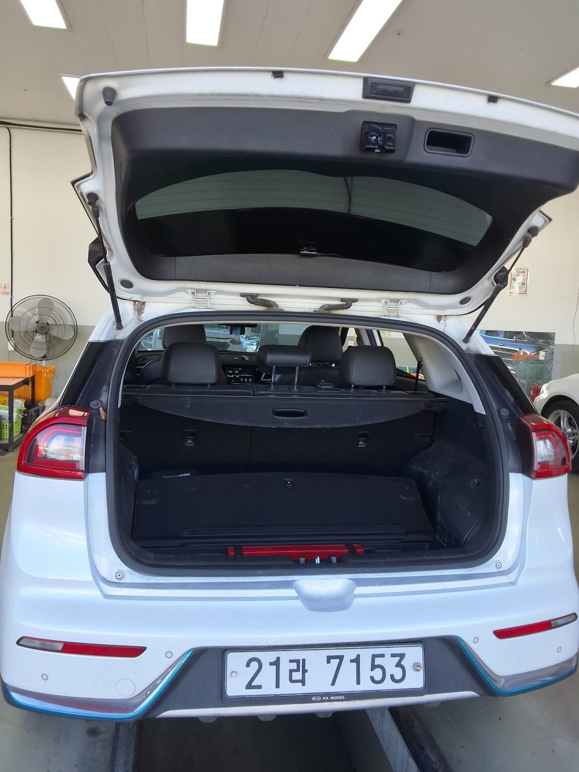 KIA NIRO 1.6 PHEV NOBLESSE 2018 - zdjęcie 15