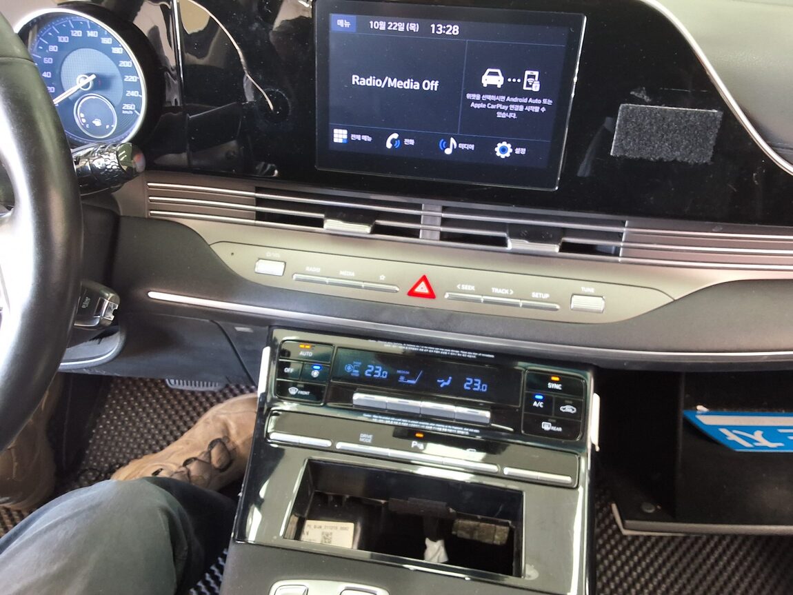 HYUNDAI THE NEW GRANDEUR IG LPi 3.0 BUSINESS DELUXE TYPE 2022 - zdjęcie 23