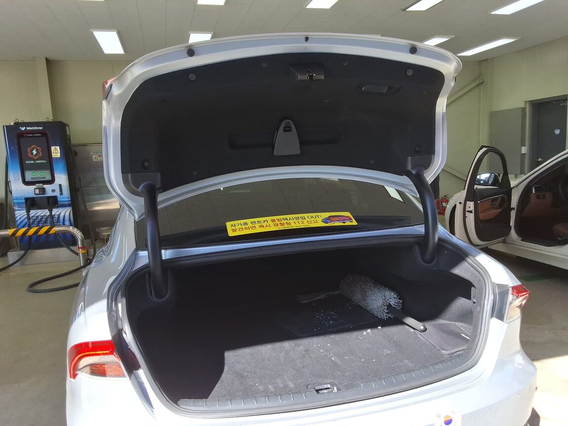 HYUNDAI THE NEW GRANDEUR IG LPi 3.0 BUSINESS DELUXE TYPE 2022 - zdjęcie 16
