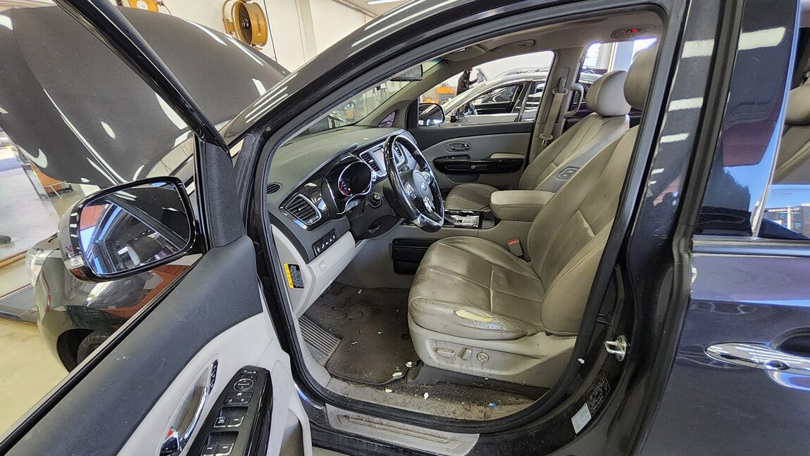 KIA THE NEW CARNIVAL 9-SEATER DIESEL NOBLESSE SPECIAL 2019 - zdjęcie 10