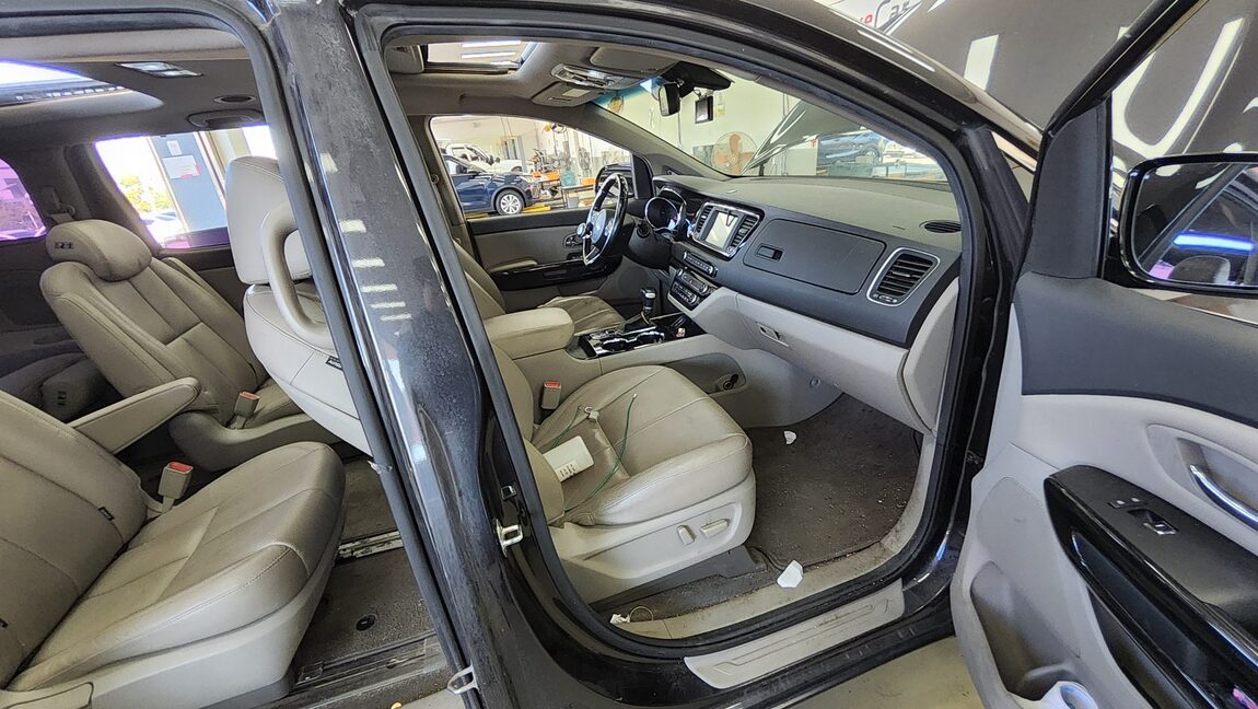 KIA THE NEW CARNIVAL 9-SEATER DIESEL NOBLESSE SPECIAL 2019 - zdjęcie 14