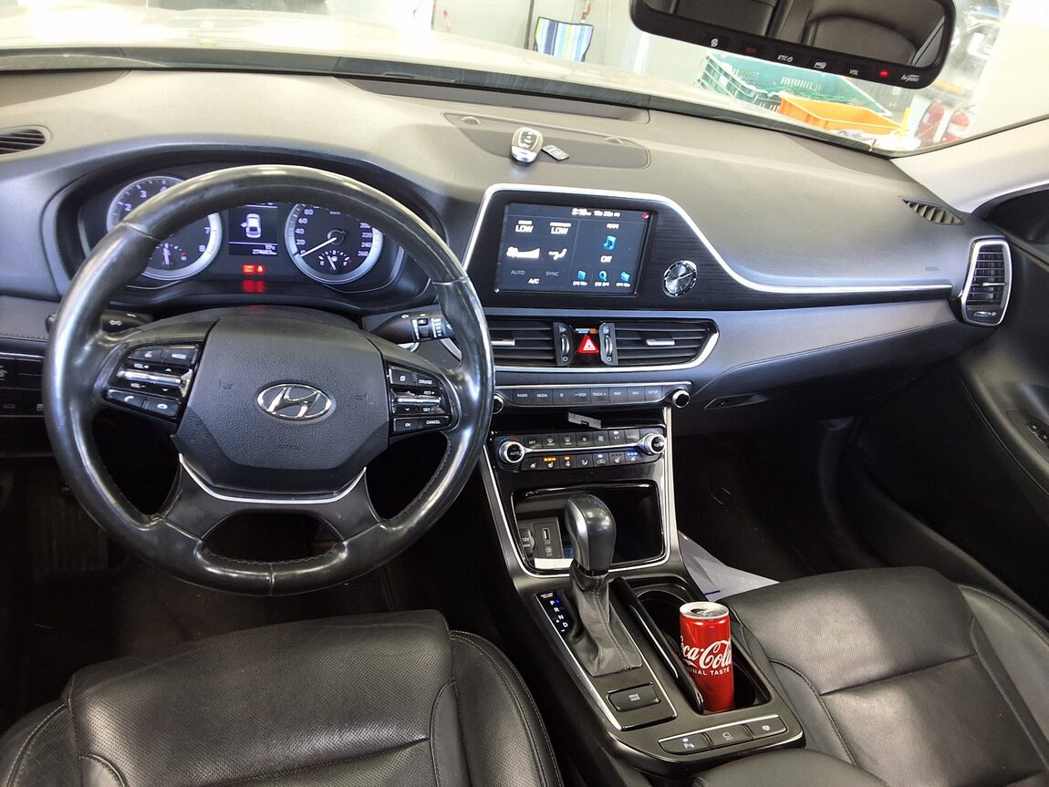 HYUNDAI GRANDEUR IG 3.0 LPi RENTAL CAR MODERN 2018 - zdjęcie 11