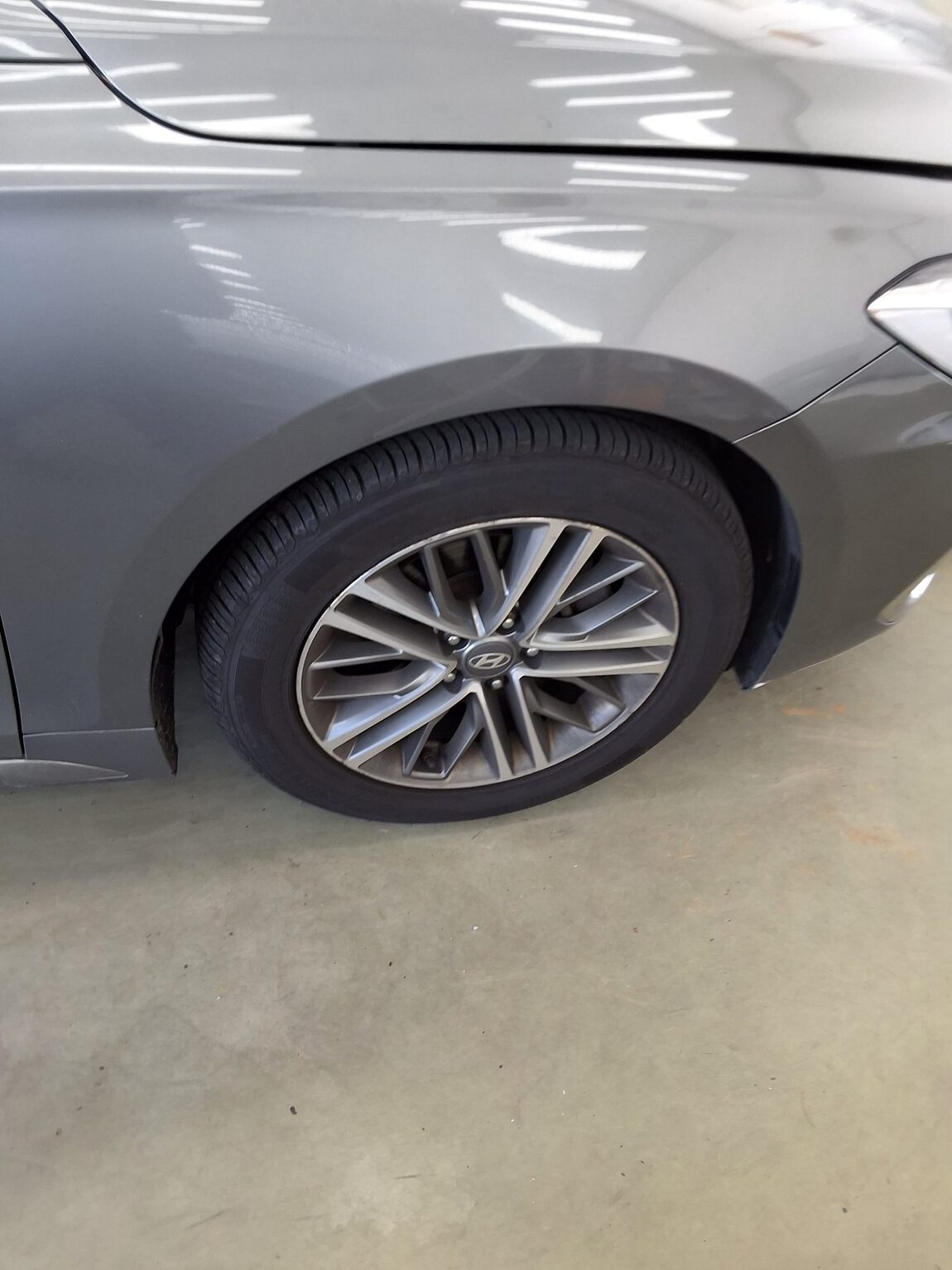 HYUNDAI GRANDEUR IG 3.0 LPi RENTAL CAR MODERN 2018 - zdjęcie 22