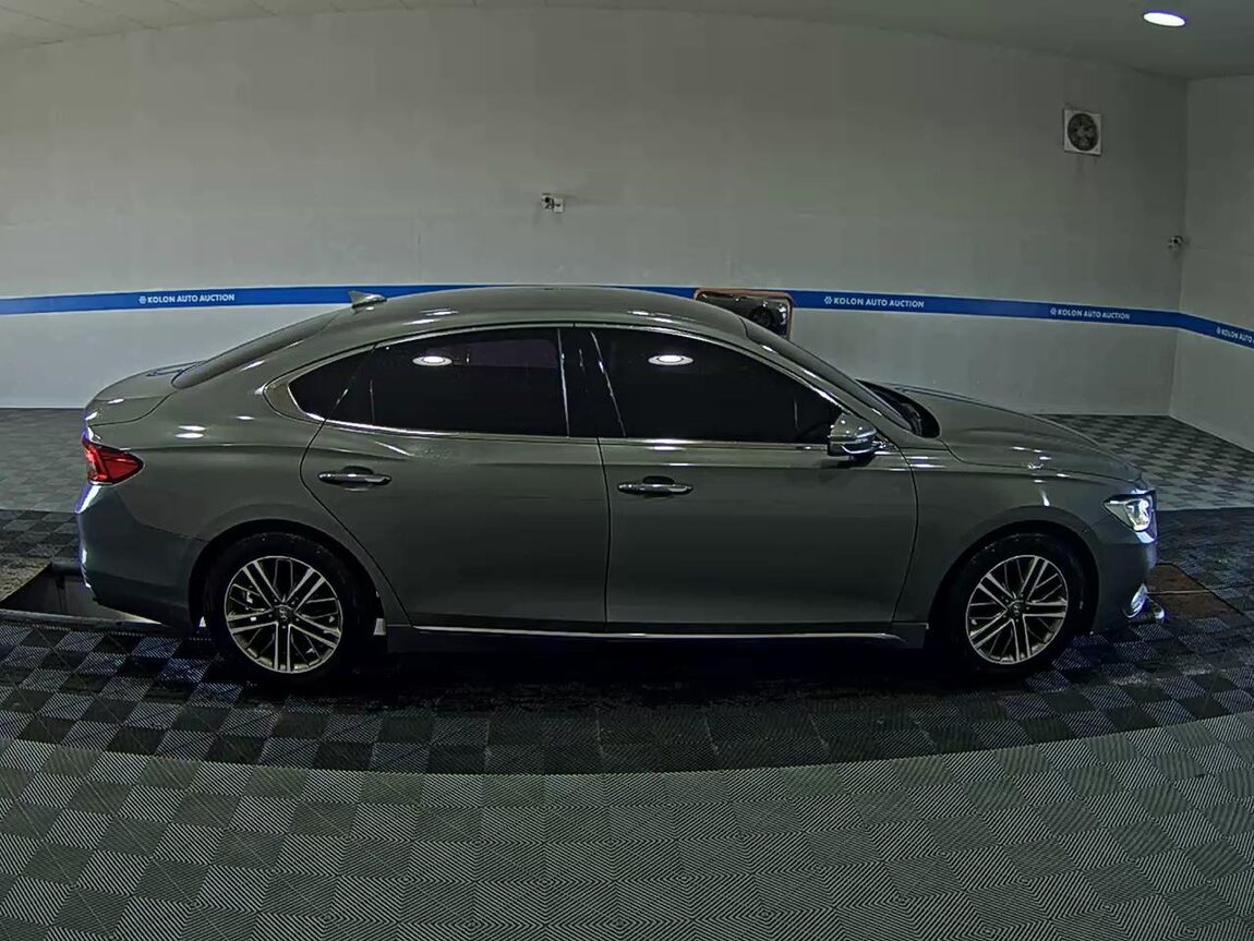 HYUNDAI GRANDEUR IG 3.0 LPi RENTAL CAR MODERN 2018 - zdjęcie 4