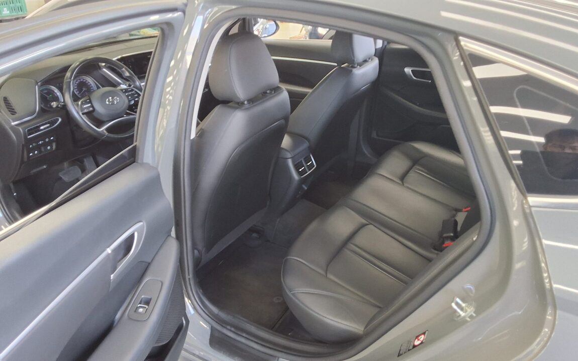 HYUNDAI SONATA (DN8) HYBRID 2.0 HEV MODERN 2022 - zdjęcie 12