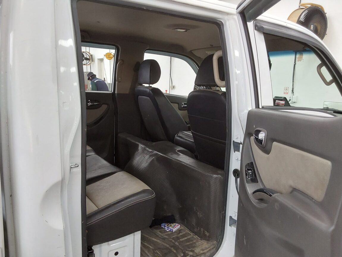 HYUNDAI PORTER II CRDi DOUBLE CAB EXTRA LONG WHEELBASE PREMIUM 2020 - zdjęcie 13