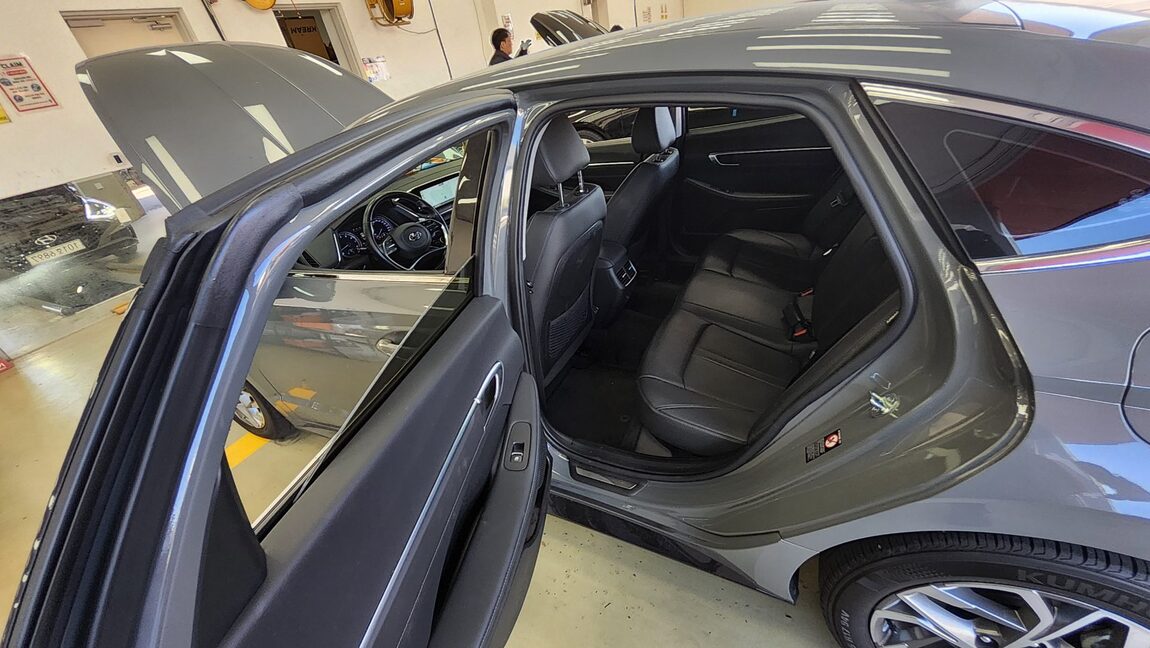 HYUNDAI SONATA (DN8) G2.0 PREMIUM PLUS 2022 - zdjęcie 12