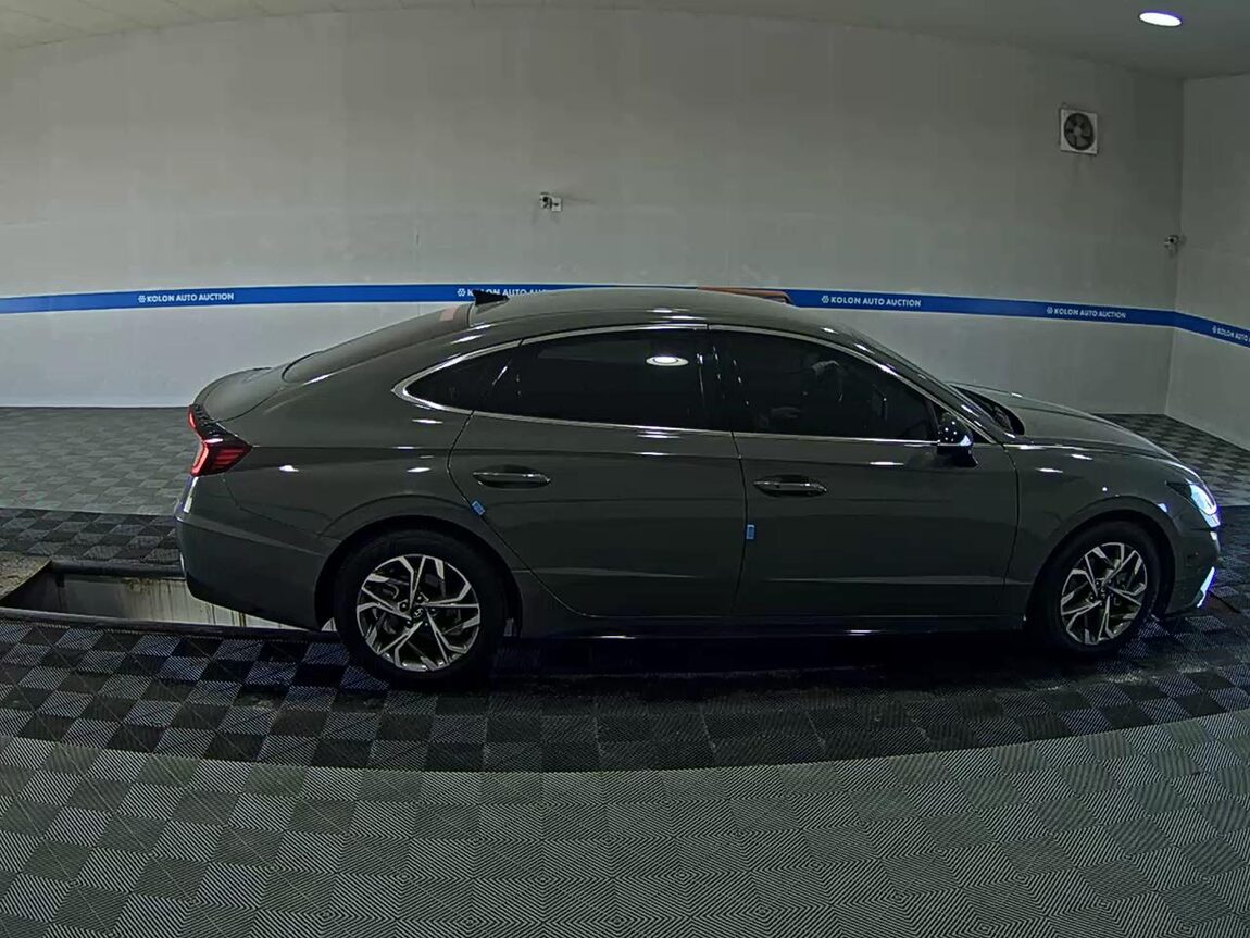 HYUNDAI SONATA (DN8) G2.0 PREMIUM PLUS 2022 - zdjęcie 4
