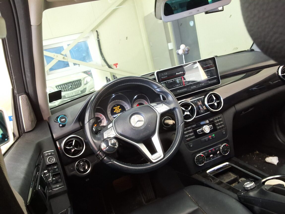 MERCEDES-BENZ GLK-CLASS GLK220 CDI 4MATIC 2013 - zdjęcie 12