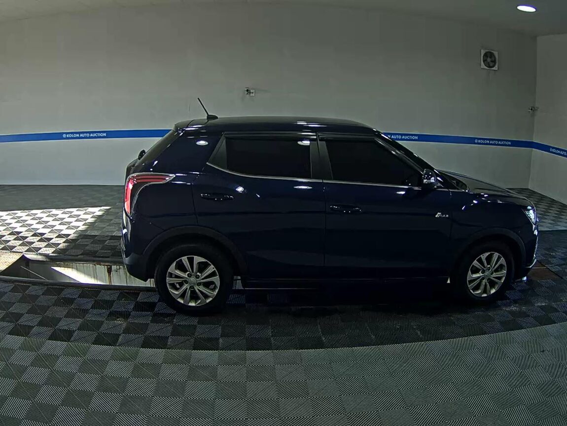 KG MOBILITY (SSANGYONG) VERY NEW TIVOLI 1.5 GASOLINE 2WD DIRECT SALES 2021 - zdjęcie 4