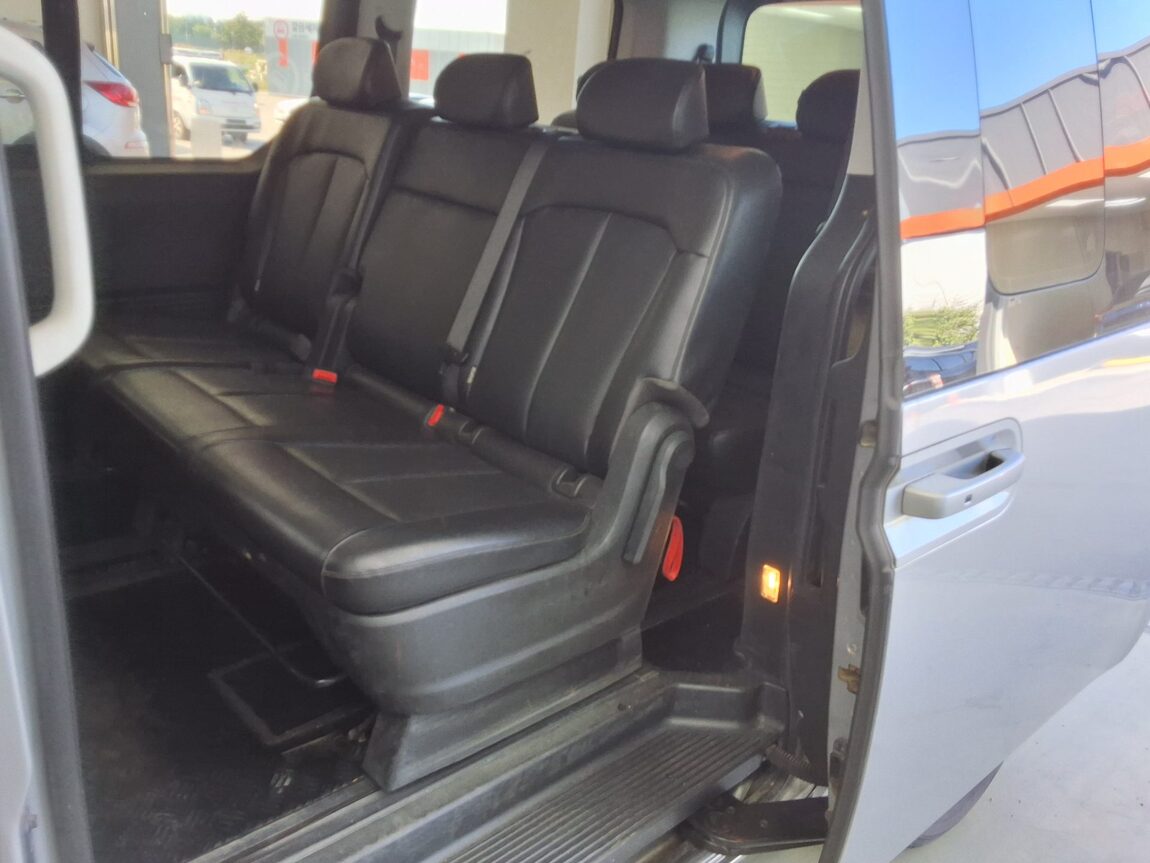 HYUNDAI STARIA 2.2 DIESEL TOURER 9-SEATER 4WD MODERN 2022 - zdjęcie 12