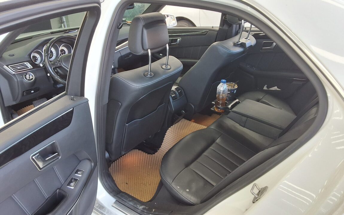 MERCEDES-BENZ E-CLASS (4TH GEN) E250 CDI 4MATIC 2014 - zdjęcie 12