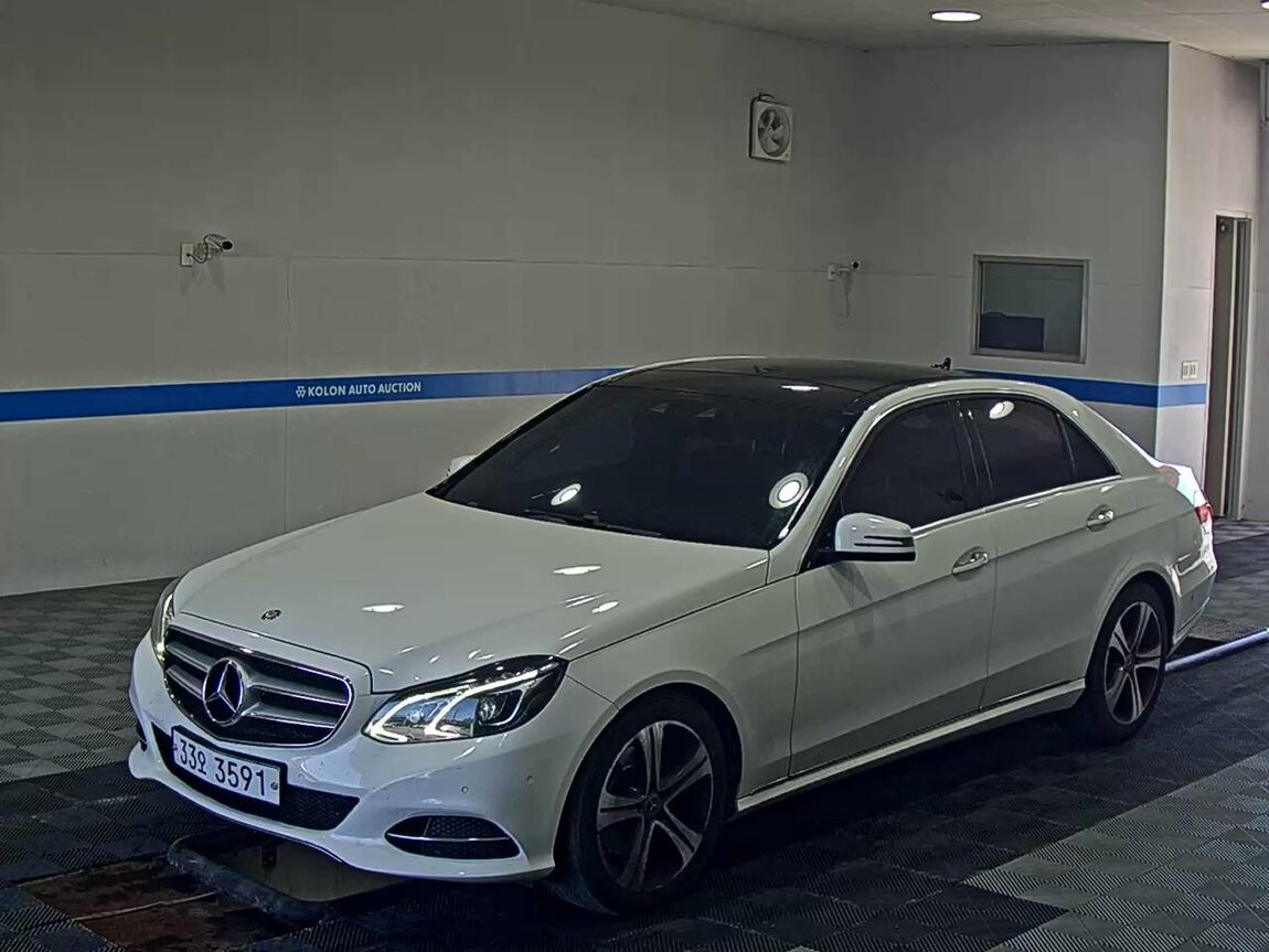 MERCEDES-BENZ E-CLASS (4TH GEN) E250 CDI 4MATIC 2014 - zdjęcie 2
