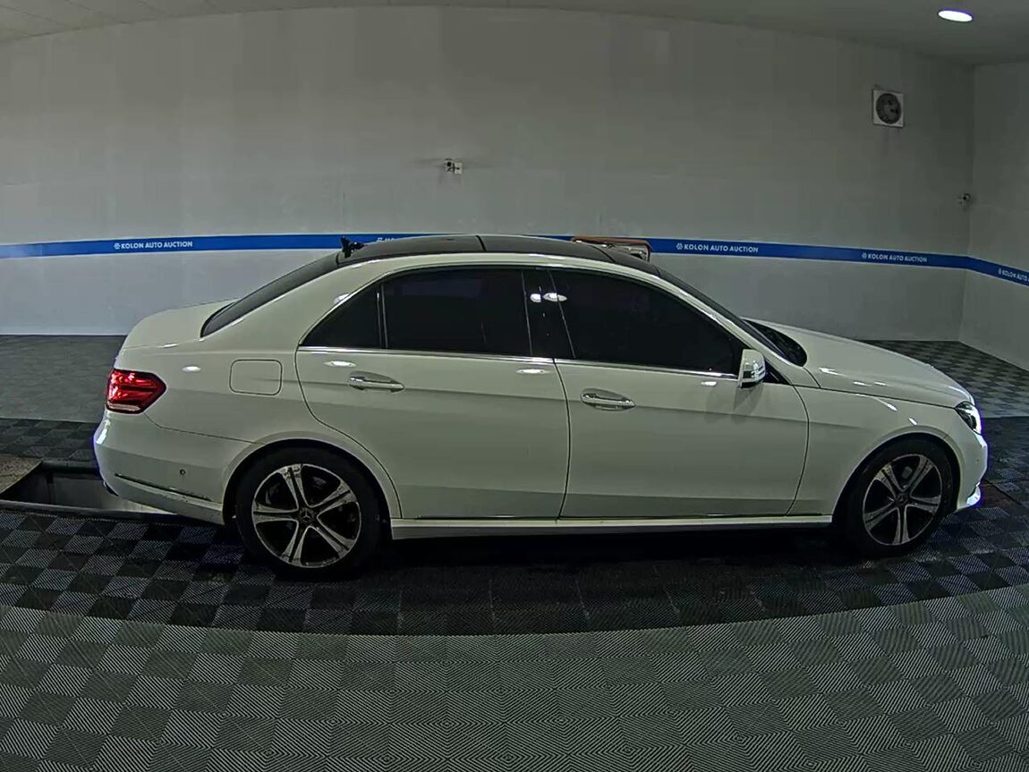 MERCEDES-BENZ E-CLASS (4TH GEN) E250 CDI 4MATIC 2014 - zdjęcie 4